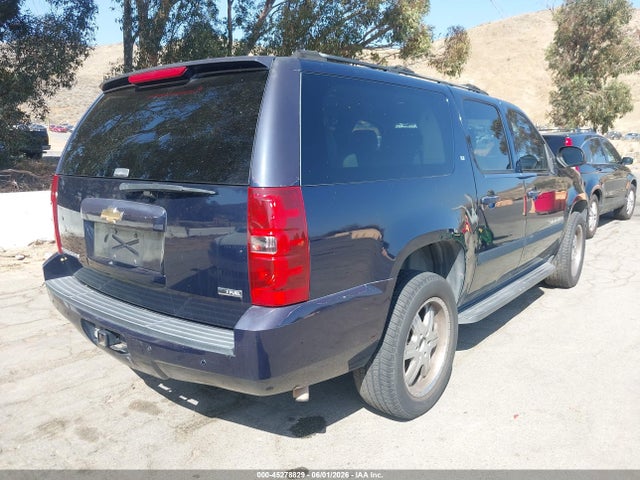 Chevrolet Suburban 1500 Lt