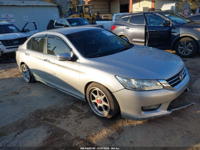 Salvage Honda Accord Image