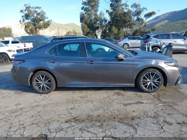 Toyota Camry Se