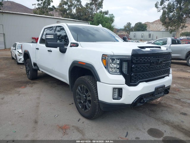 Salvage General Motors Sierra 2500HD Image