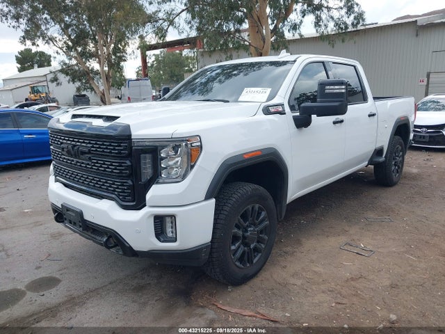 General Motors Sierra 2500HD 4wd  Standard Bed Denali