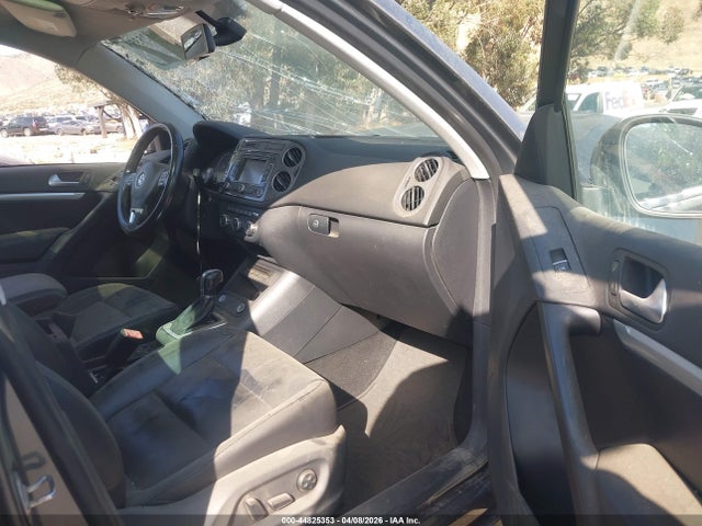 Volkswagen Tiguan Sel