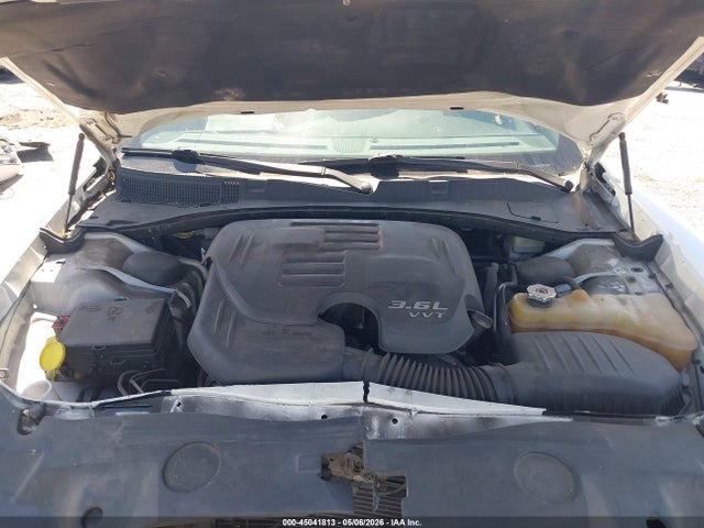 Dodge Charger Se