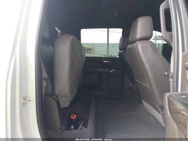 General Motors Sierra 3500HD 4wd  Long Bed Denali