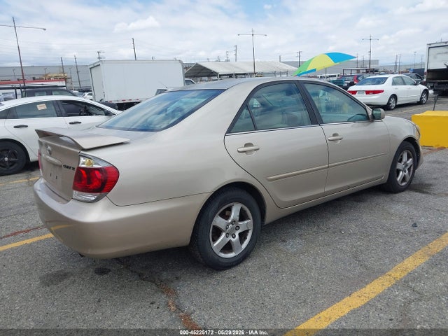 Toyota Camry Se