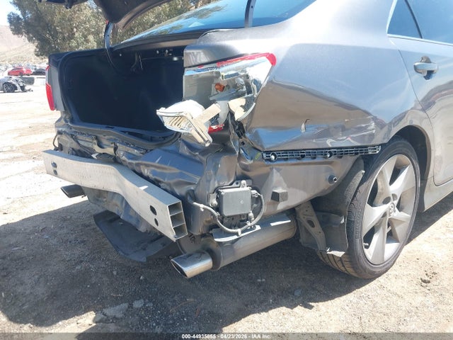 Toyota Camry Se V6