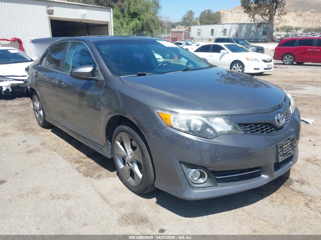 Salvage Toyota Camry Image