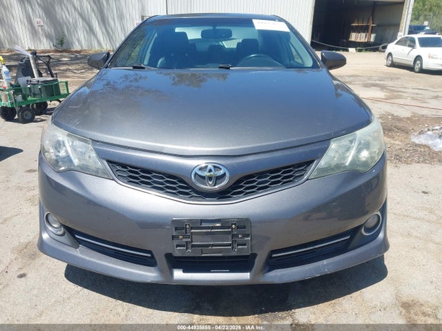 Toyota Camry Se V6