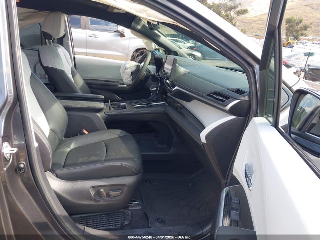 Toyota Sienna Xse