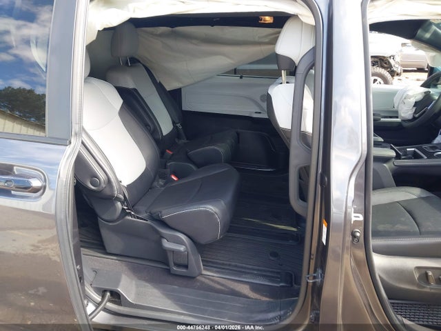 Toyota Sienna Xse