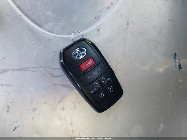 Toyota Sienna Xse
