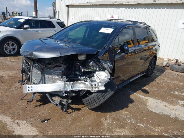 Toyota Sienna Xse