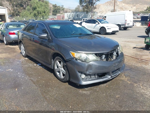 Salvage Toyota Camry Image