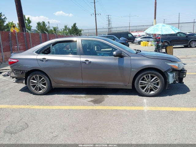 Toyota Camry Se