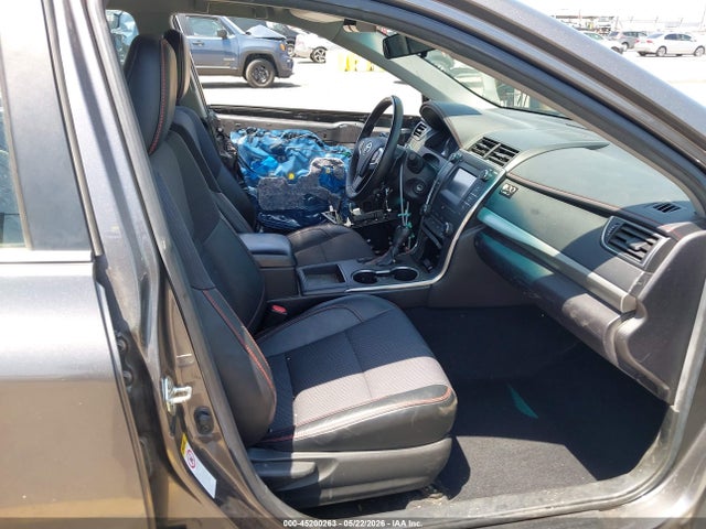 Toyota Camry Se