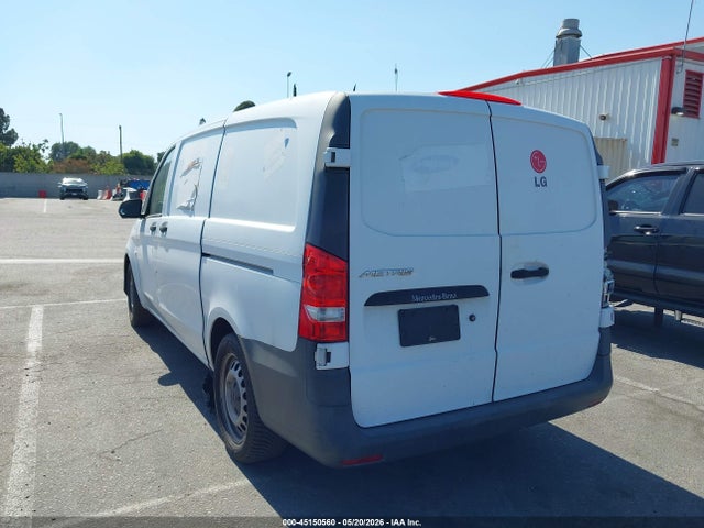 Mercedes-Benz Metris