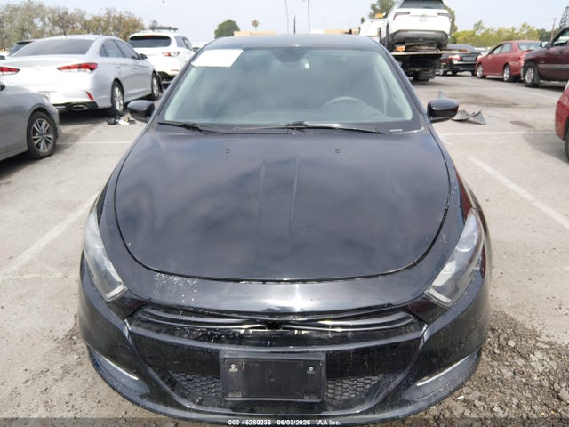 Dodge Dart Sxt