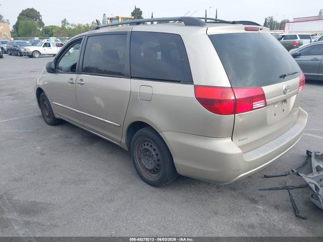 Toyota Sienna Le