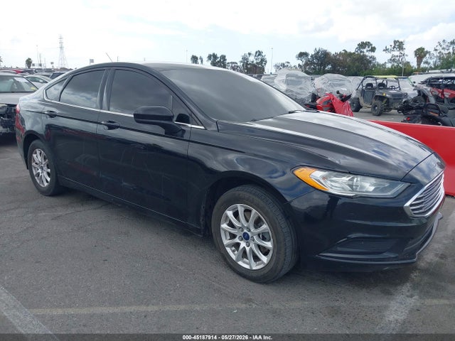 Salvage Ford Fusion Image