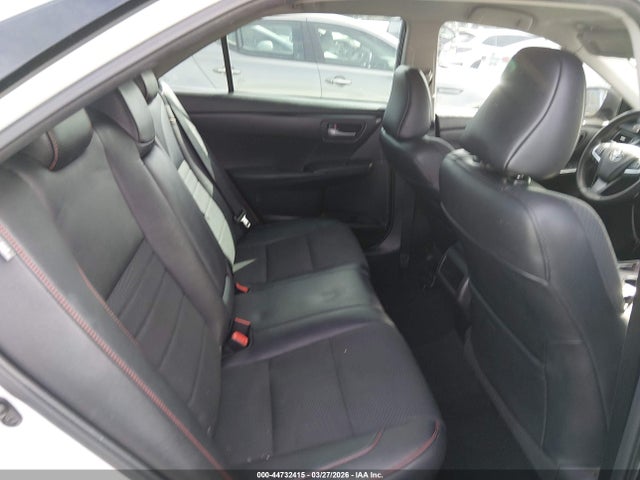 Toyota Camry Se