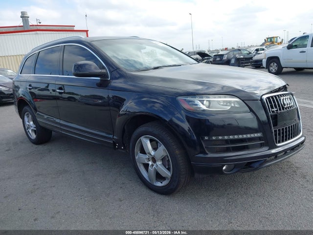 Salvage Audi Q7 Image