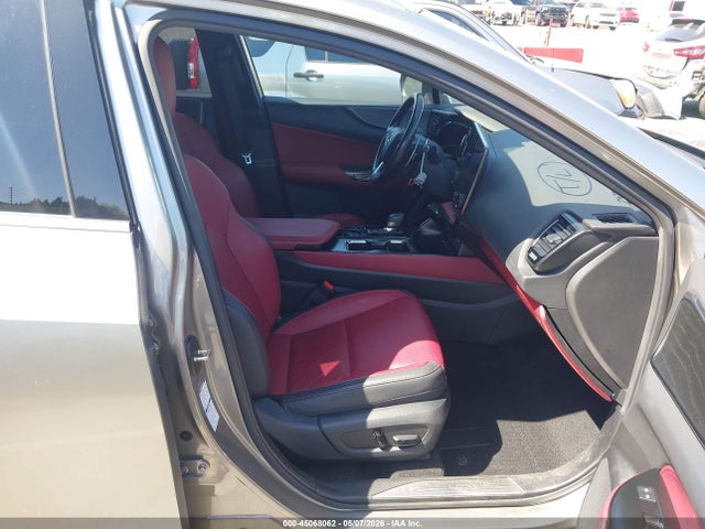 Lexus NX Luxury