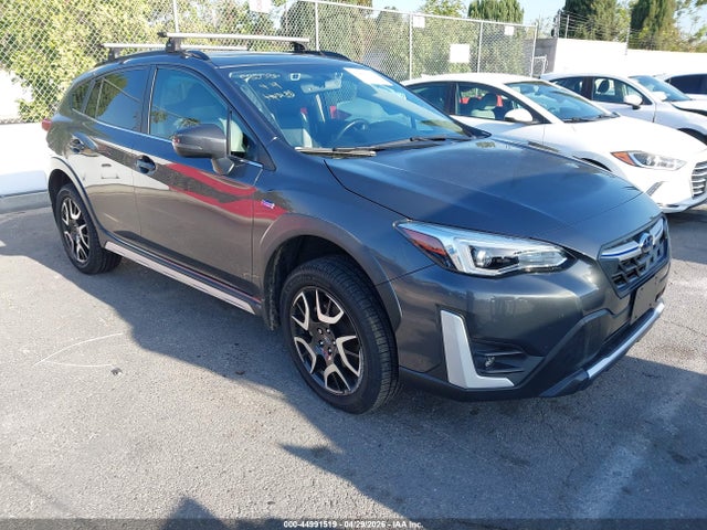 Salvage Subaru Crosstrek Image