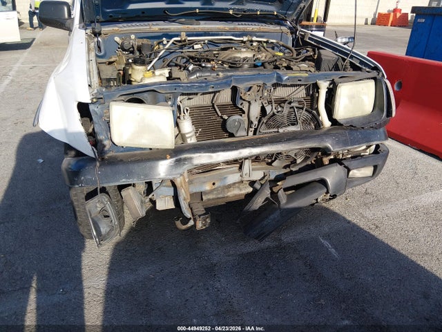Nissan Xterra Xe-v6