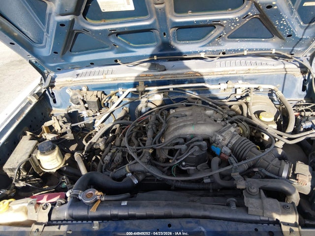 Nissan Xterra Xe-v6