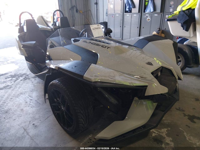 Salvage Polaris Slingshot Image