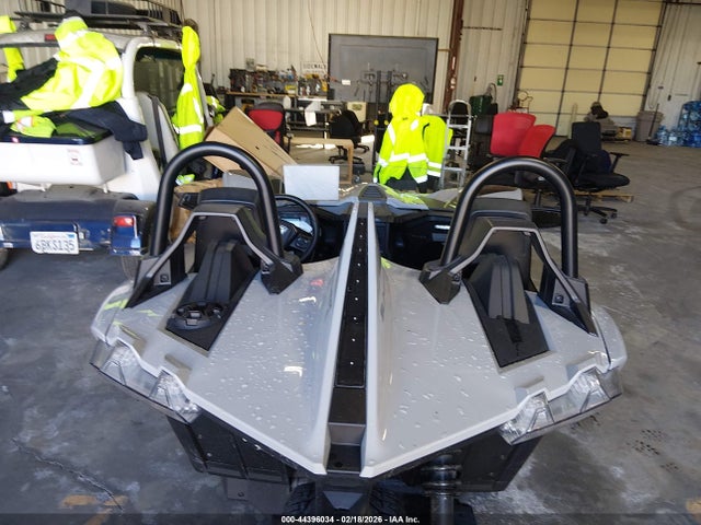 Polaris Slingshot S With Technology Package