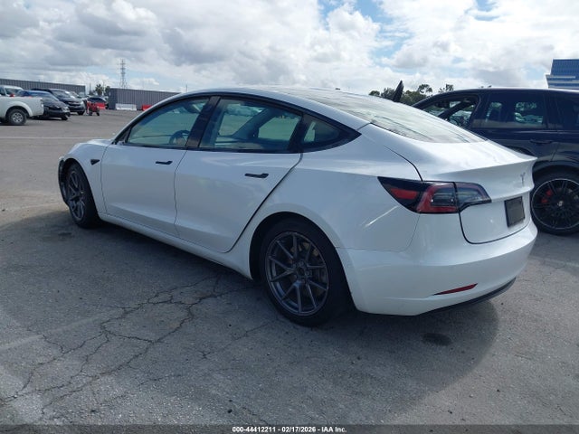Tesla Model 3 Standard Range Plus Rear-wheel Drive