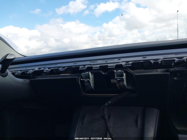 Tesla Model 3 Standard Range Plus Rear-wheel Drive