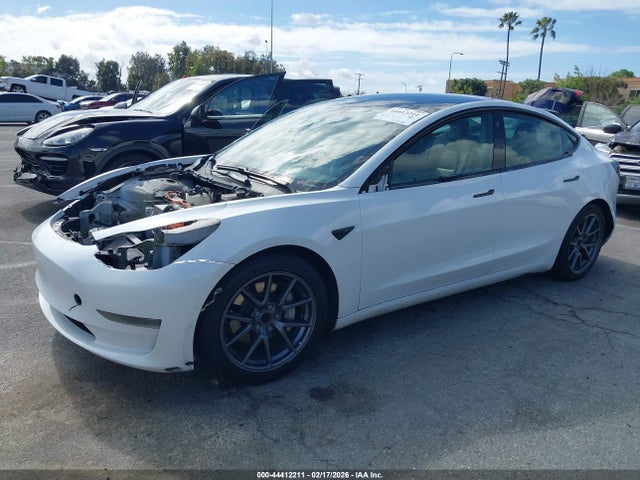 Tesla Model 3 Standard Range Plus Rear-wheel Drive