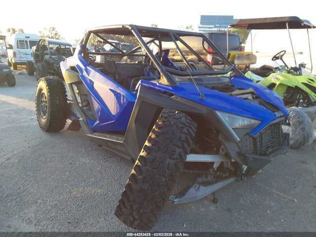 Salvage Polaris RZR Image