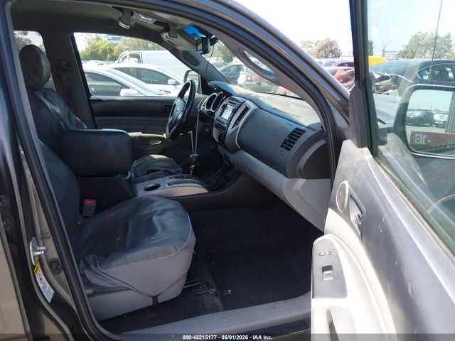 Toyota Tacoma Prerunner V6