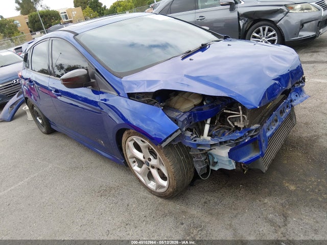 Salvage Ford Focus St Image