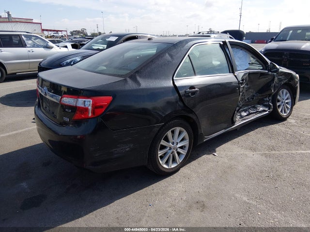 Toyota Camry Xle