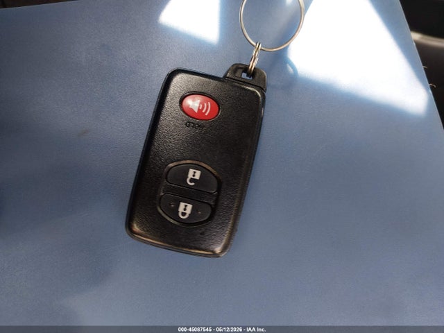 Toyota Prius Three