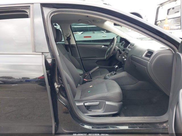 Volkswagen Jetta 2.0l S