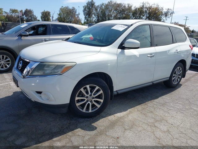 Nissan Pathfinder S