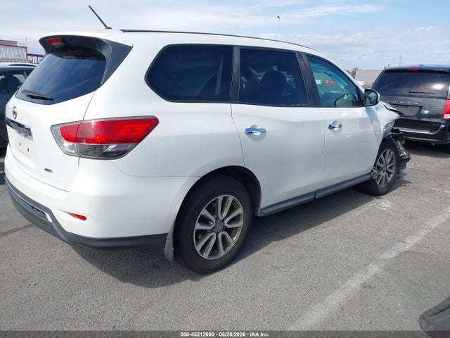 Nissan Pathfinder S