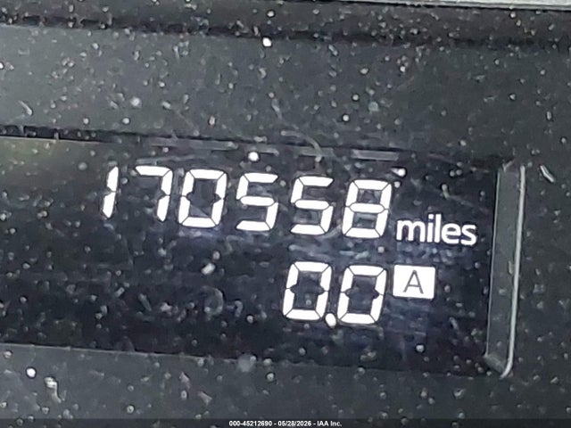 Nissan Pathfinder S