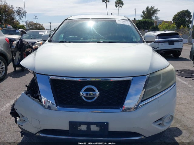 Nissan Pathfinder S