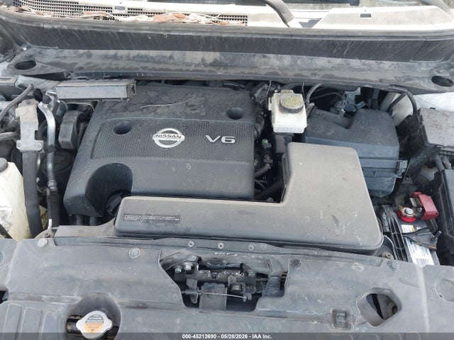 Nissan Pathfinder S