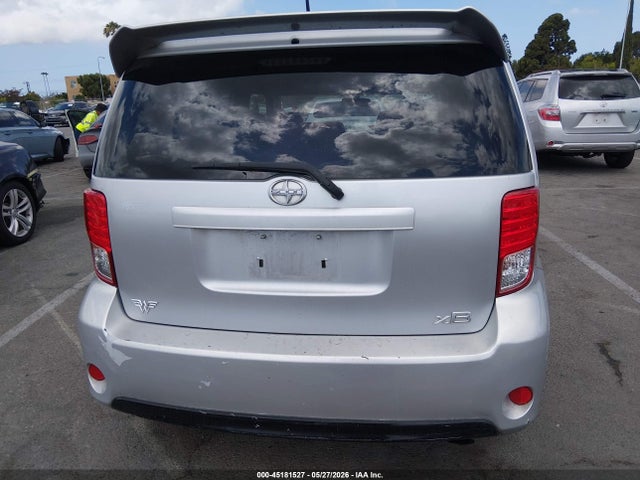 Scion xB