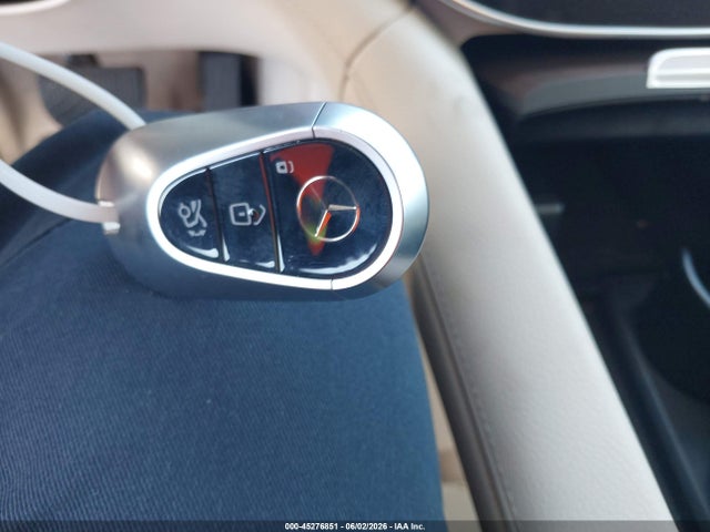 Mercedes-Benz EQS 4matic