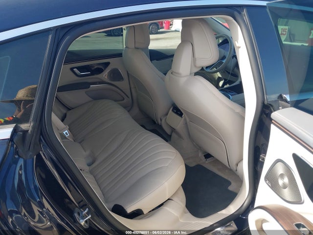 Mercedes-Benz EQS 4matic