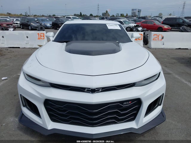 Chevrolet Camaro Rwd  Zl1