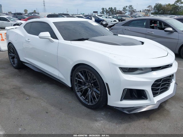 Salvage Chevrolet Camaro Image